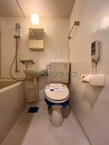 トイレ　レジディア目白II