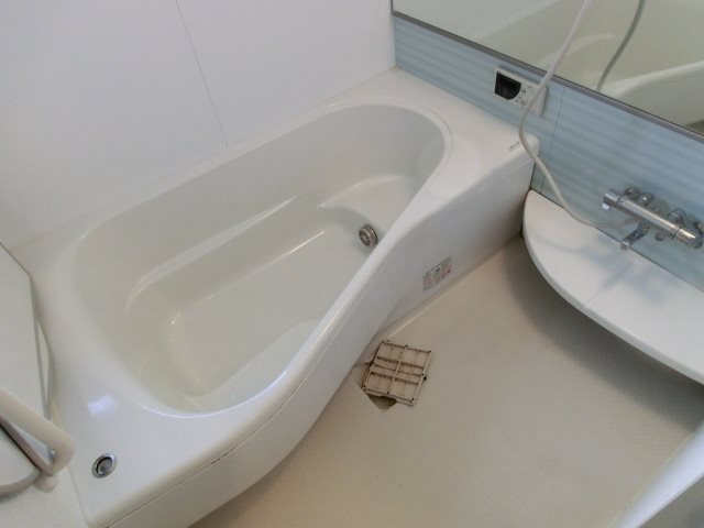 バス・シャワールーム　バスルーム