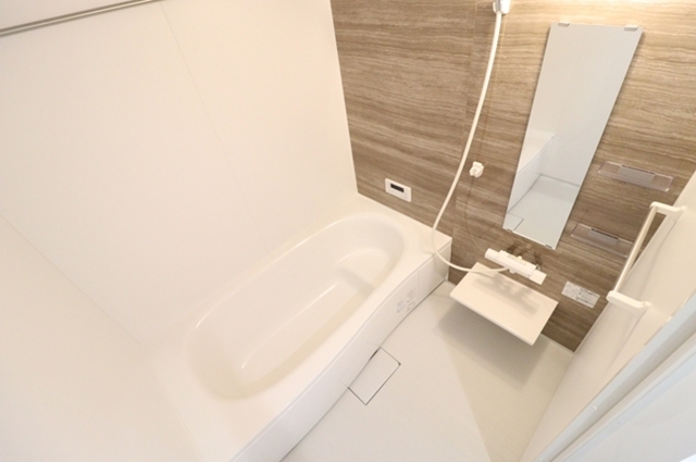 バス・シャワールーム　浴室