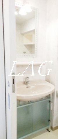 洗面設備　洗面台です。