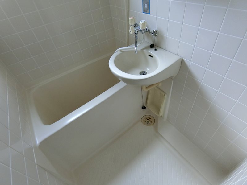 バス・シャワールーム　同型タイプ　　　洗い場スペースも充分にあります！