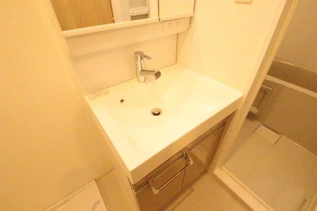 洗面設備　※別室の参考写真の為、現況優先です。