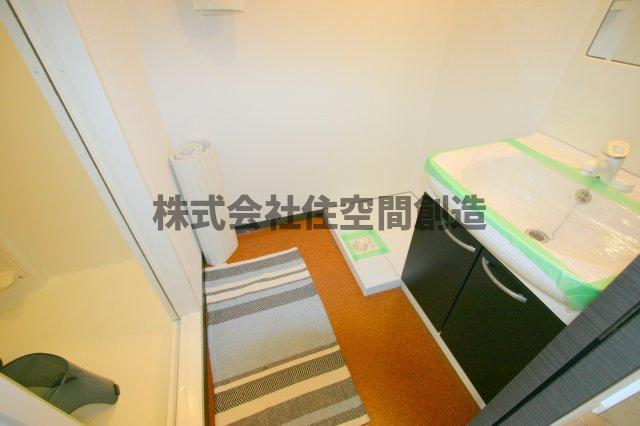 洗面設備　※同タイプの写真となり、実際のお部屋とは異なる場合があります