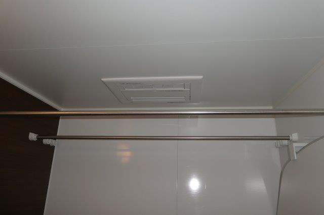 バス・シャワールーム　浴室乾燥機