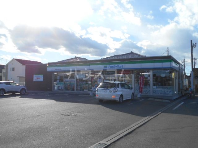 コンビニ　ファミリーマート伊勢崎今泉町一丁目店（コンビニ）まで410m