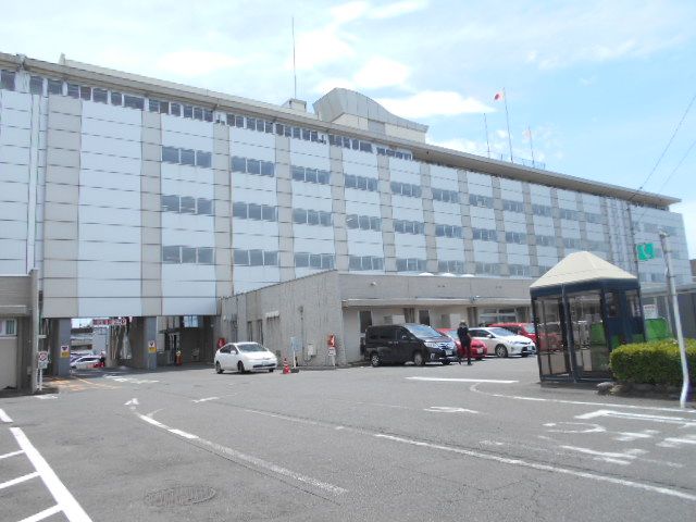 役所　伊勢崎市役所（役所）まで1478m