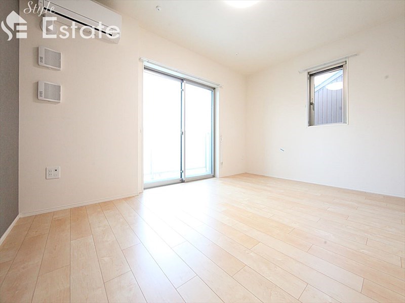 居室・リビング　内装