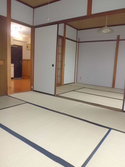 居室・リビング　和室はつなげても使えますね