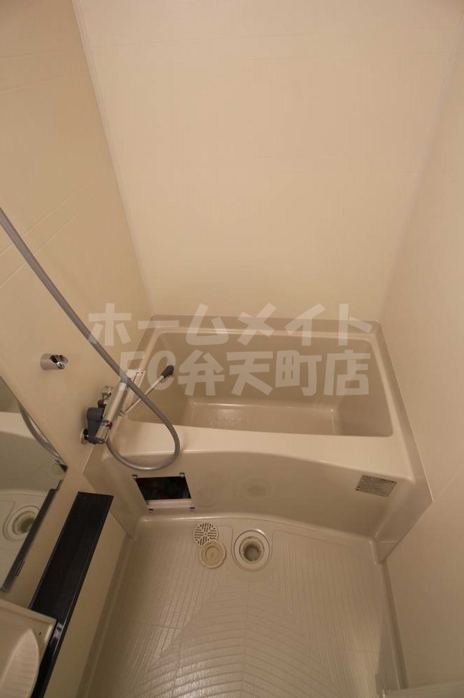 バス・シャワールーム　きれいなお風呂です