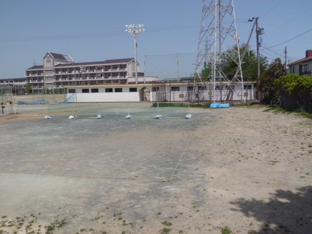 中学校　浜松市立丸塚中学校（中学校）まで1173m