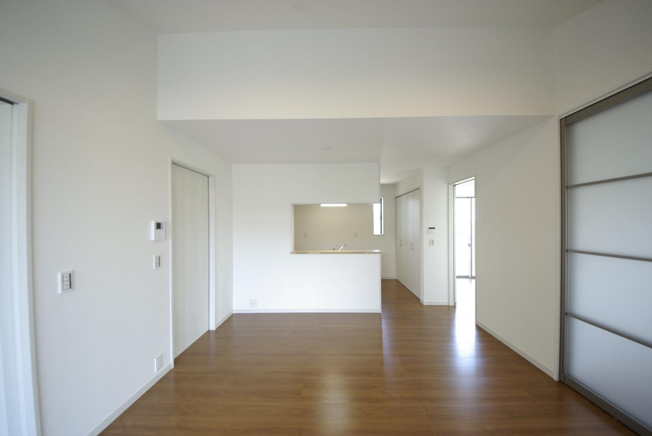 居室・リビング　参考画像となります