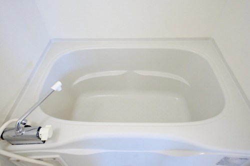 バス・シャワールーム　風呂