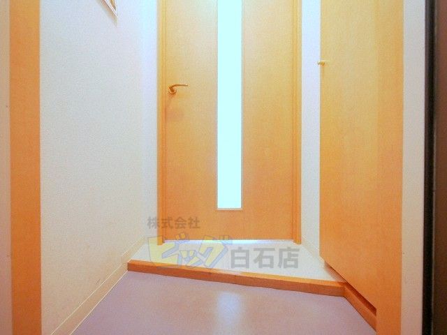 玄関　スッキリとした広々玄関です♪