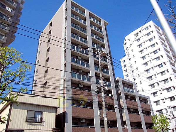 建物外観　菊水駅徒歩２分の好立地高層マンションです♪