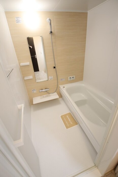バス・シャワールーム　バス