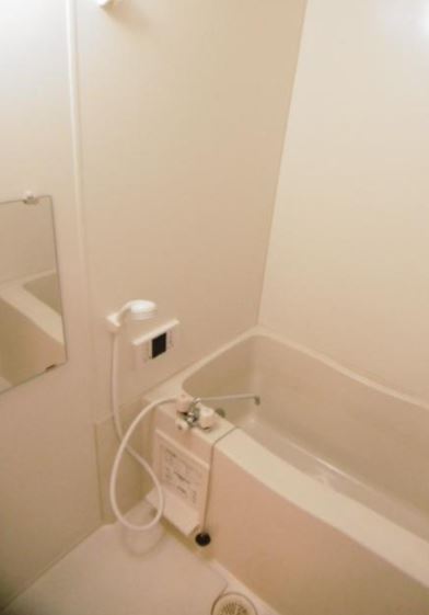 バス・シャワールーム　※同物件、別部屋になります。