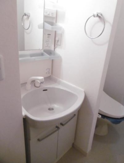 洗面設備　※同物件、別部屋になります。