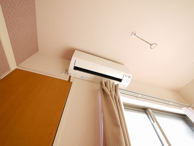 その他設備　エアコンつき