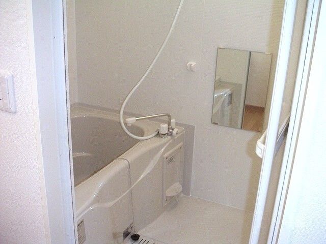 バス・シャワールーム　日々の暮らしに欠かせないお風呂です