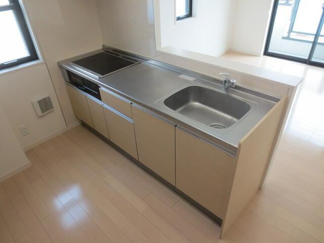 キッチン　システムキッチンです