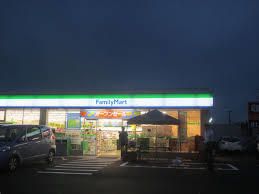 コンビニ　ファミリーマート柏大津ヶ丘四丁目店（コンビニ）まで1177m