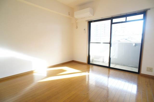 居室・リビング　別号室