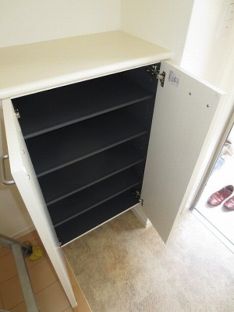 玄関　シューズボックス