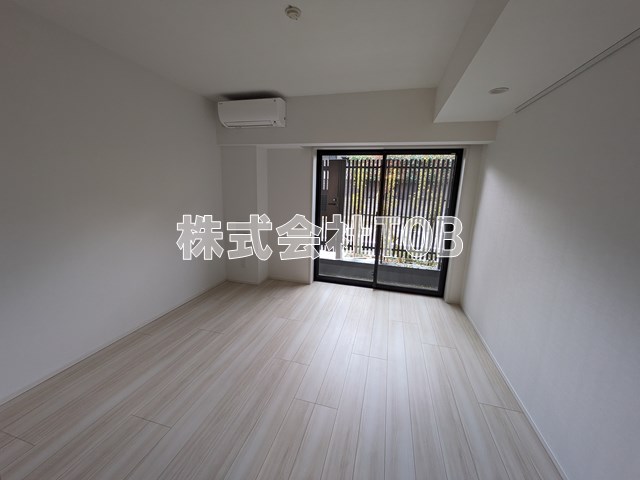 居室・リビング　8.5帖洋室