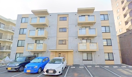 建物外観　都市ガスで光熱費がお得な2LDK♪