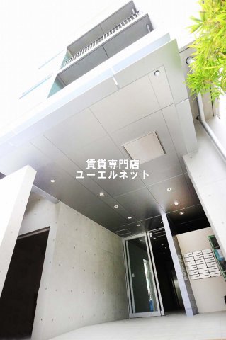 建物外観　シンプルで洗練されたデザインが毎日の暮らしに心地よさをプラス