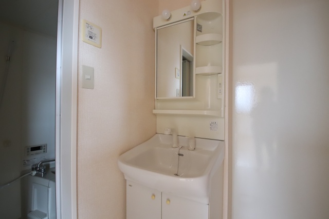 洗面設備　※別室の参考写真の為、現況優先です。