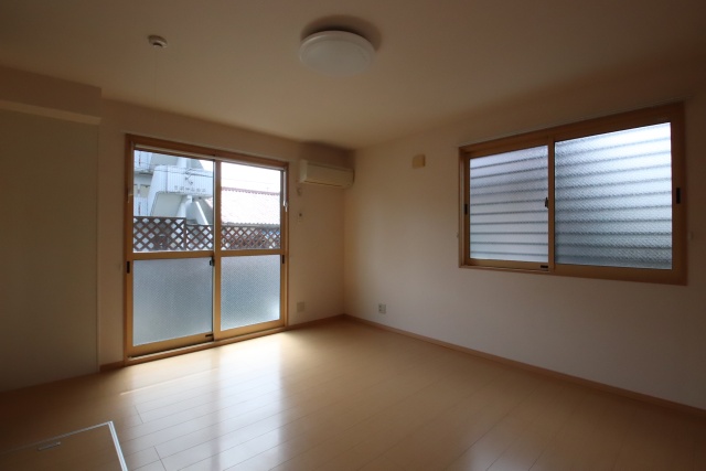 居室・リビング　※別室の参考写真の為、現況優先です。