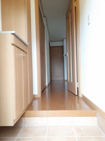 玄関　明るい玄関です