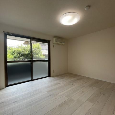 居室・リビング　フローリング！