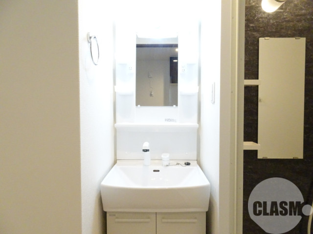 洗面設備　使いやすいシャンプードレッサー♪