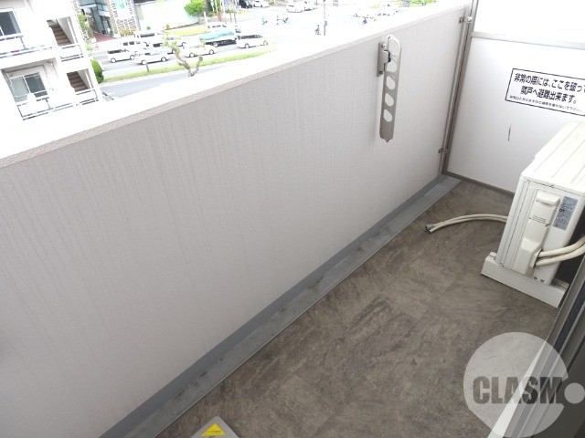 バルコニー　採光良好♪