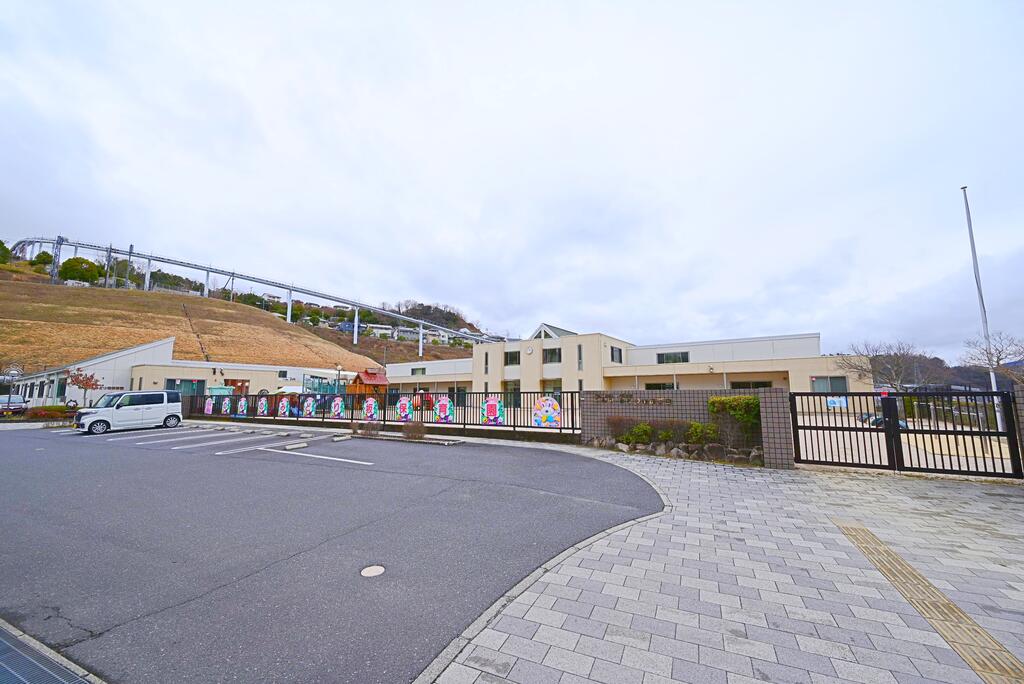 幼稚園・保育園　のんのみどり坂こども園（幼稚園・保育園）まで958m