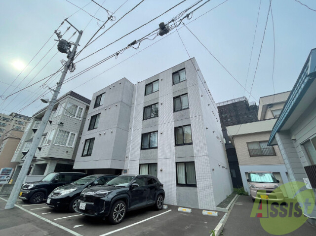 建物外観　札幌市中央区南５条西「アリアオーパス」