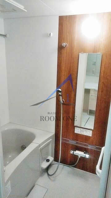 バス・シャワールーム　お風呂です。