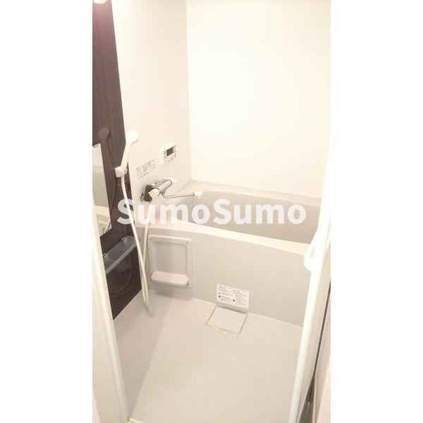 バス・シャワールーム　ゆったり過ごせるお風呂です