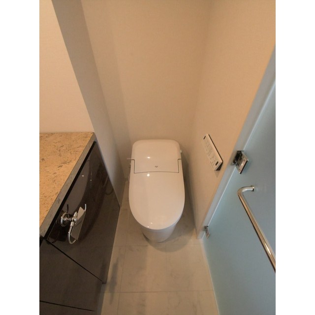 トイレ　トイレもきれいです