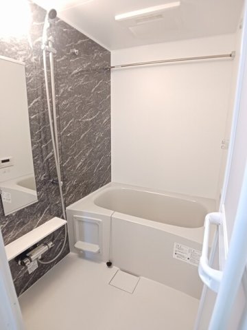 バス・シャワールーム　日々の疲れを癒すお風呂付です