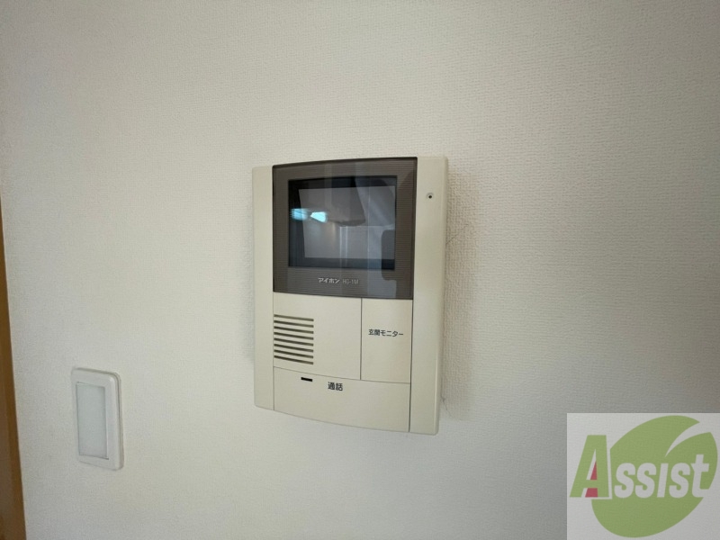 その他設備　ＴＶモニター付インターホンです。来客者の顔が見えるので安心！