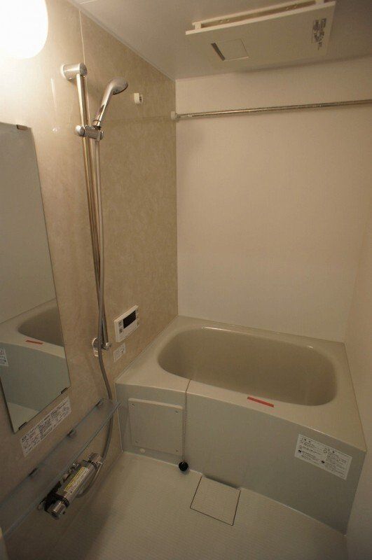 バス・シャワールーム　バス