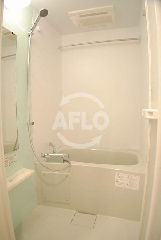 バス・シャワールーム　エスリード江戸堀　浴室