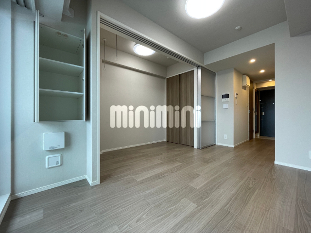 居室・リビング　別号室の参考写真