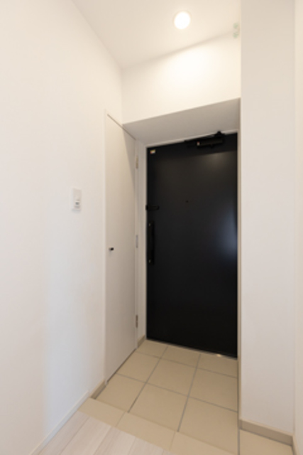 玄関　※写真は同タイプ住戸です。