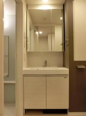 洗面設備　☆嬉しい独立洗面台☆