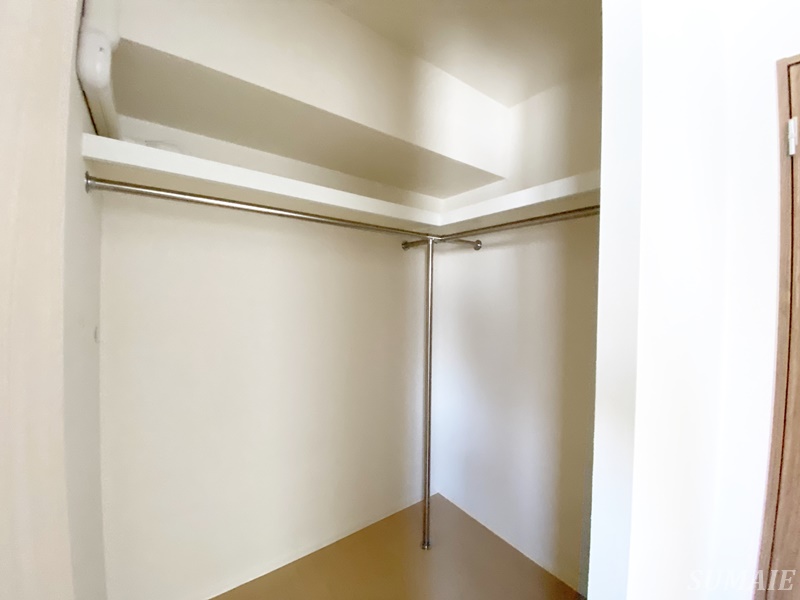 収納　ウォークインクローゼットです☆