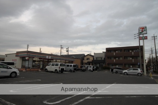 コンビニ　セブンイレブン（コンビニ）まで1111m